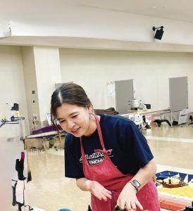 知念　ゆみ