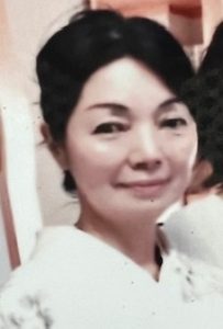 宮里　美江子