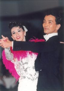 泉川　明美